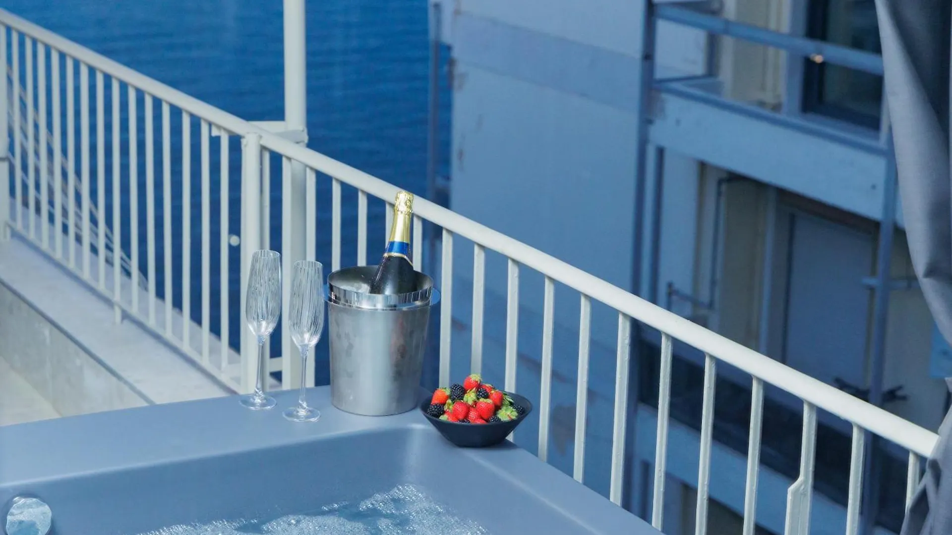 City Chic Penthouse Θεσσαλονίκη 0*,